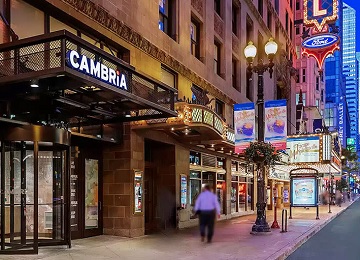 Cambria Hotel Chicago Loop